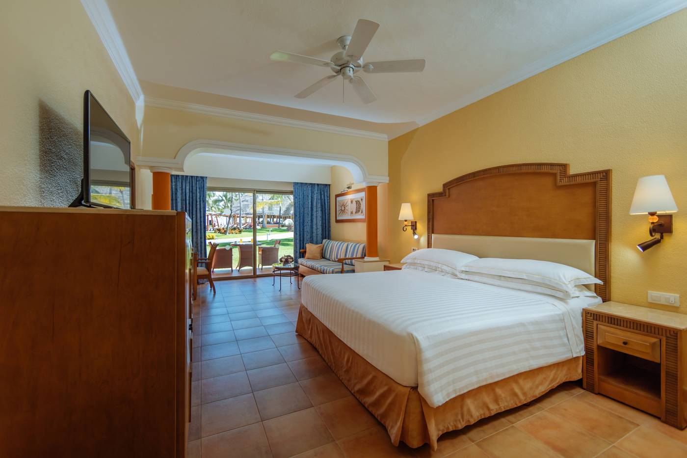Barcelo Maya Grand Resort