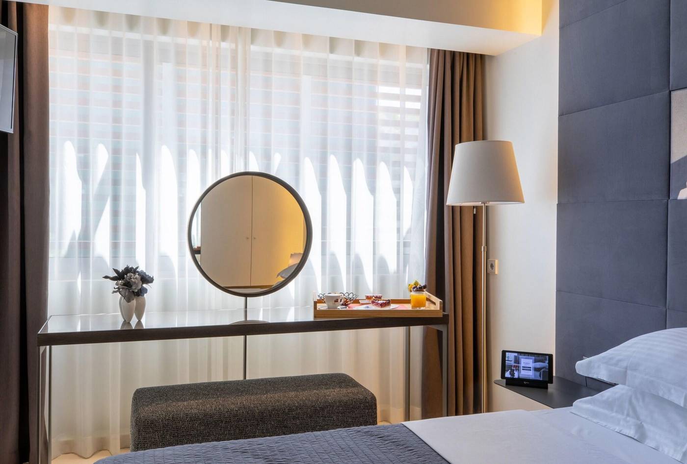 Brasil-Suites-Lobby-10