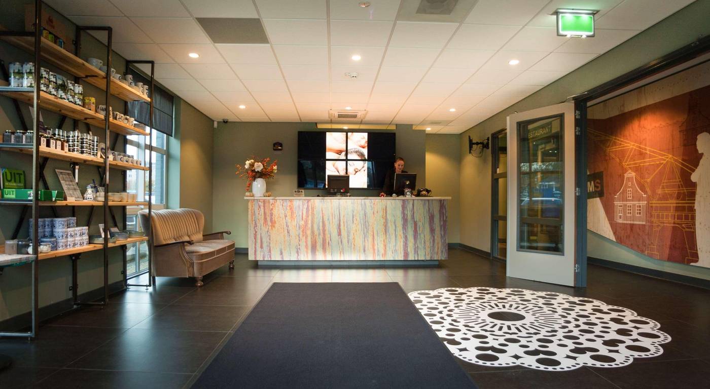 Best-Western-Zaan-Inn-Lobby-5