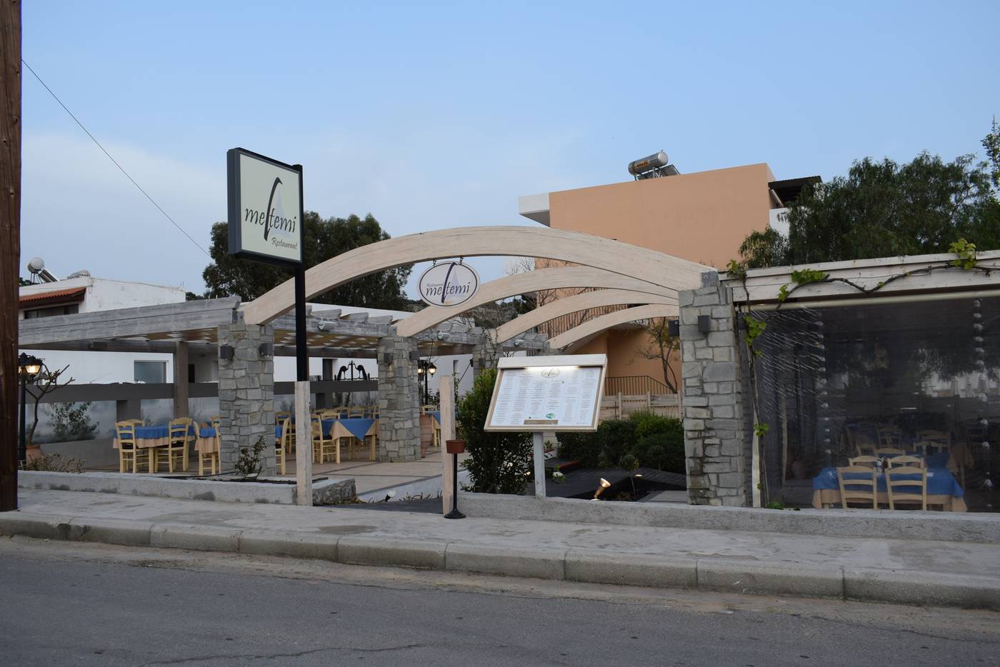 Matina-Pefkos-Aparthotel-Restaurant-17