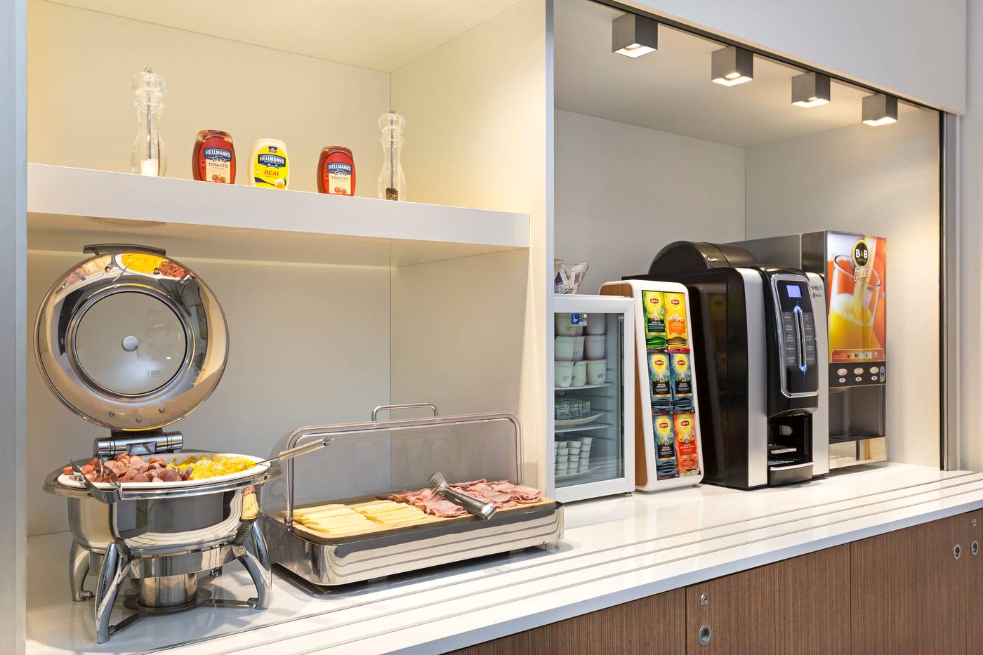 B-B-Hotel-Milano-Cenisio-Garibaldi-Restaurant-23