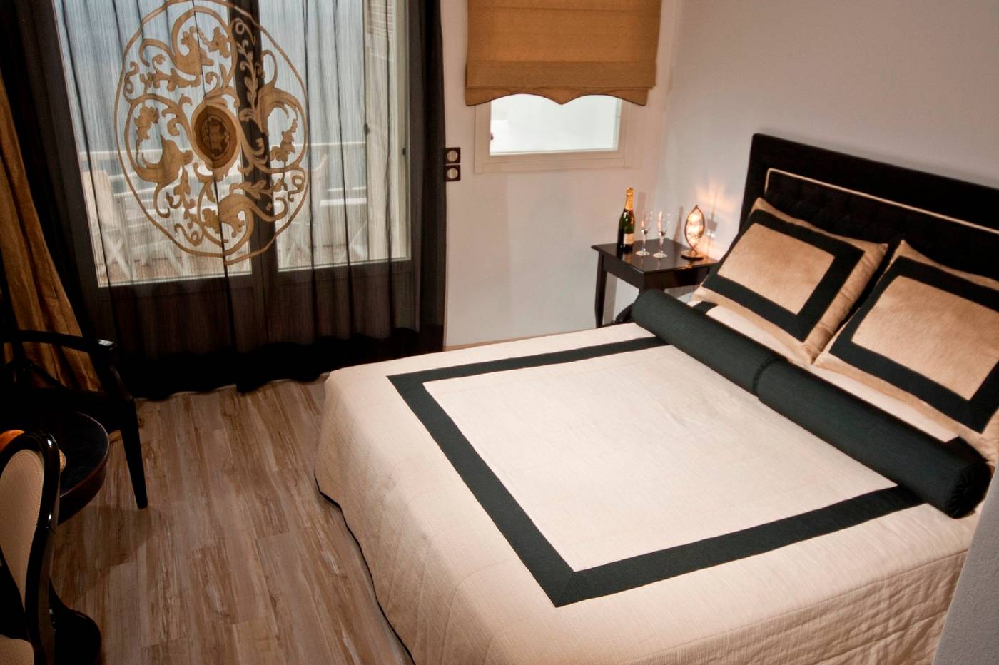 Delfini-Villas-Room-11