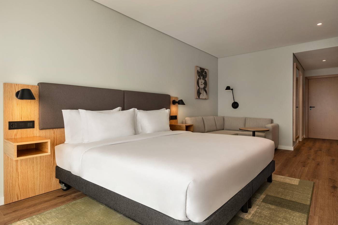 Holiday-Inn-Beja-Room-16