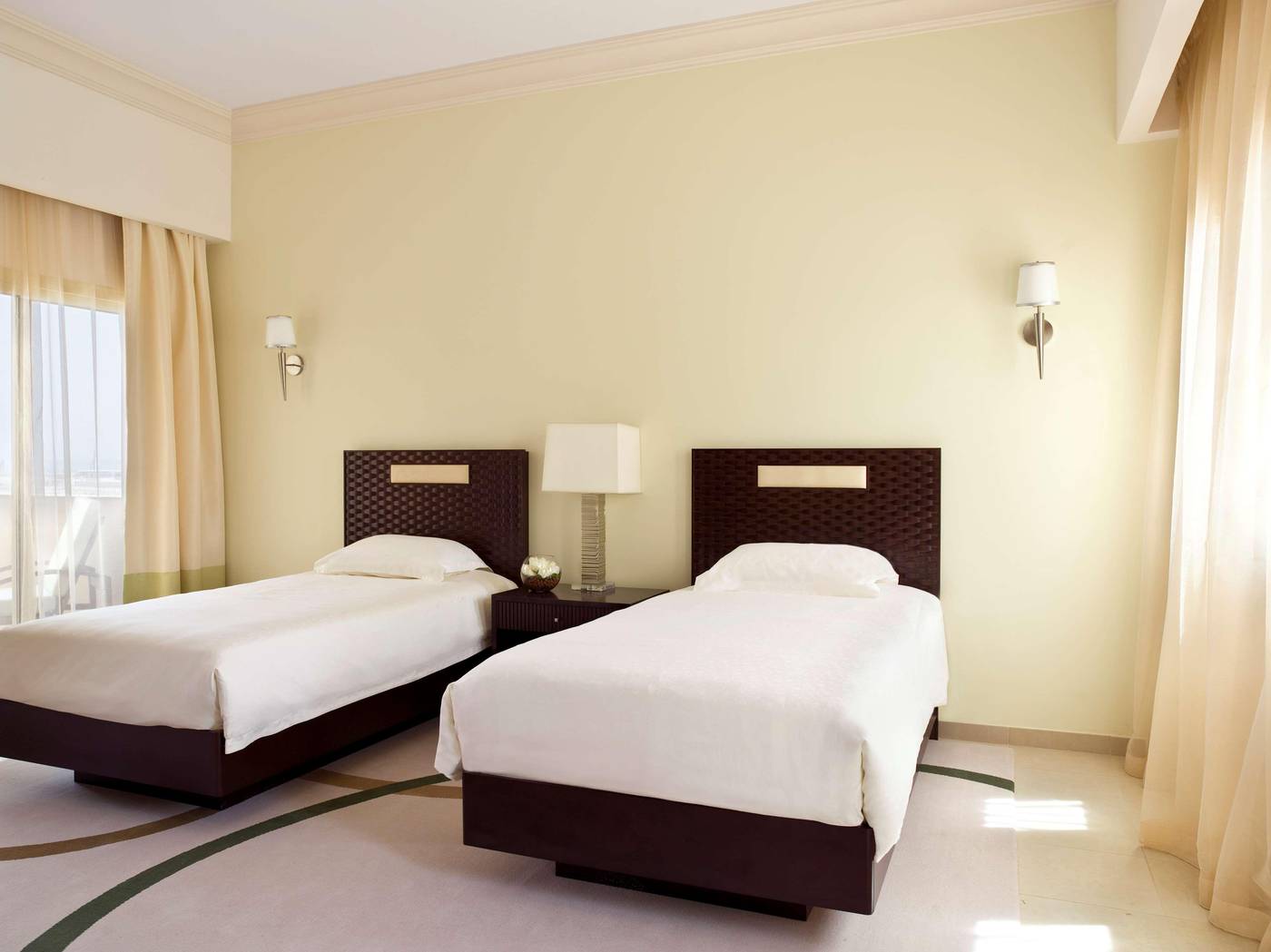 Grand-Hyatt-Doha-Hotel---Villas-Room-37