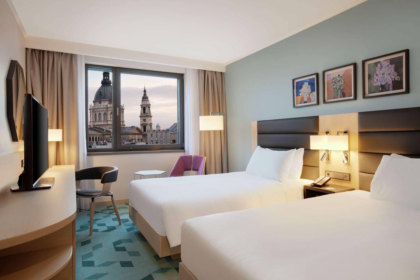 Hilton-Garden-Inn-Budapest-City-Centre-Room-22