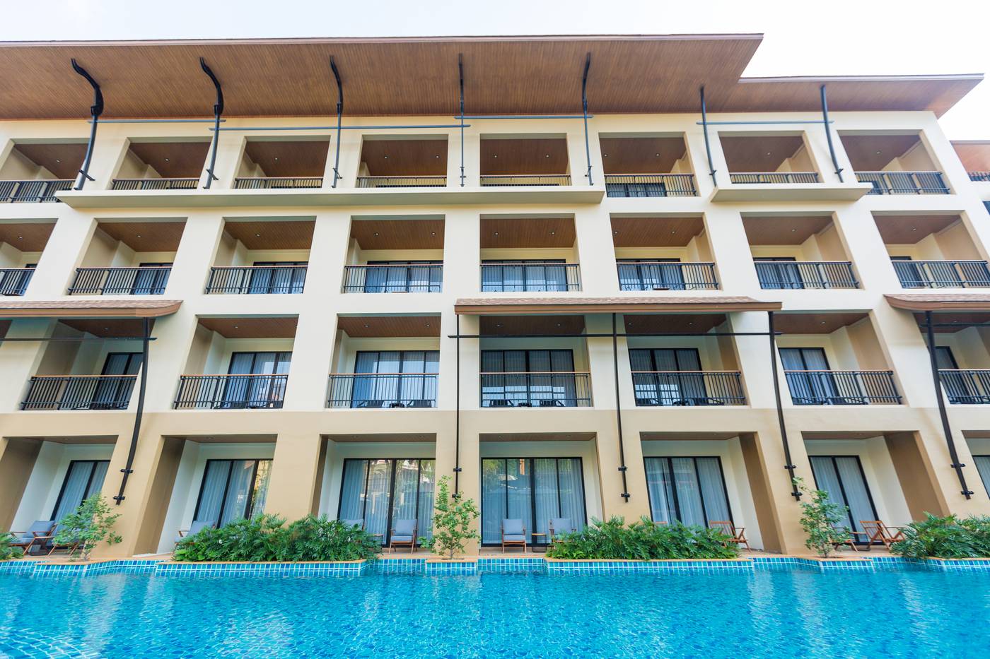 Aurico-Kata-Resort---Spa-Pool-5