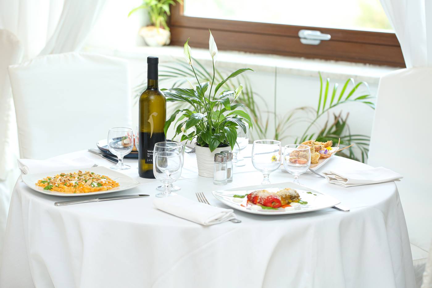 Hotel-Royal-Hills-Restaurant-15