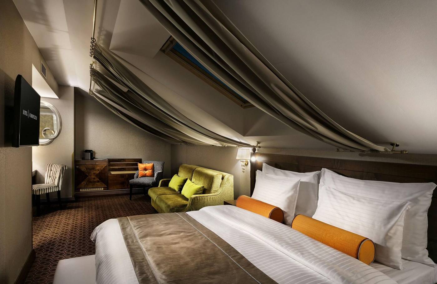 Cosmopolitan-Hotel-Prague-Room-22