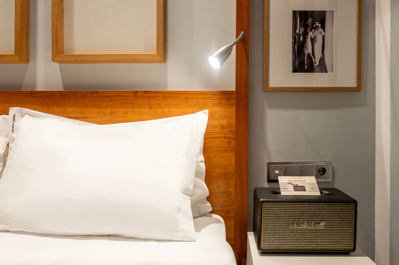 Browns-Downtown-Hotel-Room-43