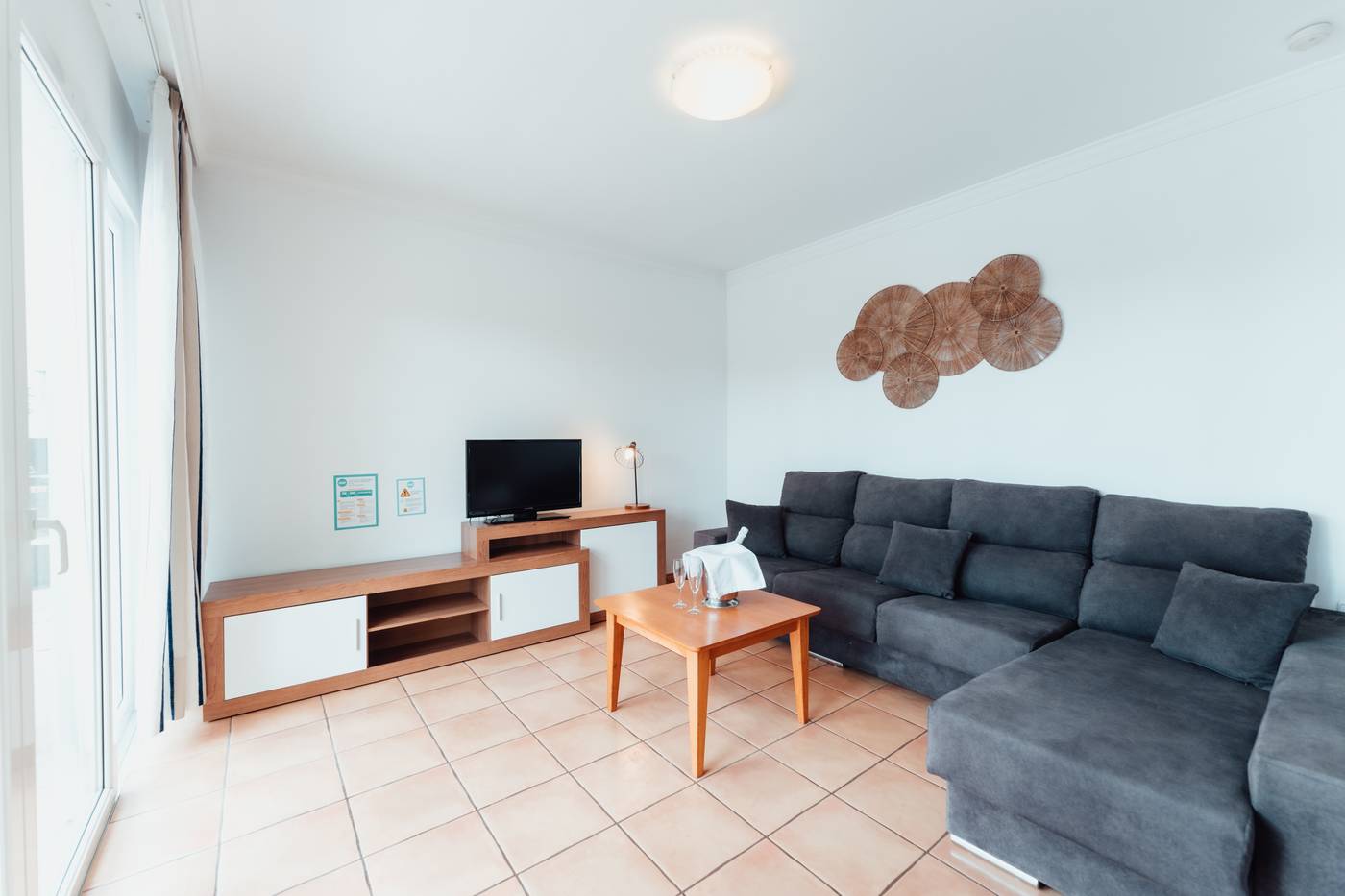 01.08.25 Villas Amarillas