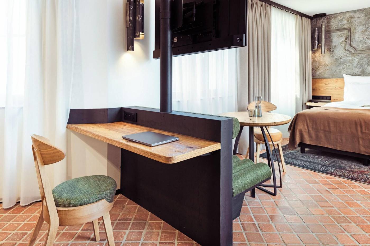 Nomadic-Urban-Premium-Suites-Room-45