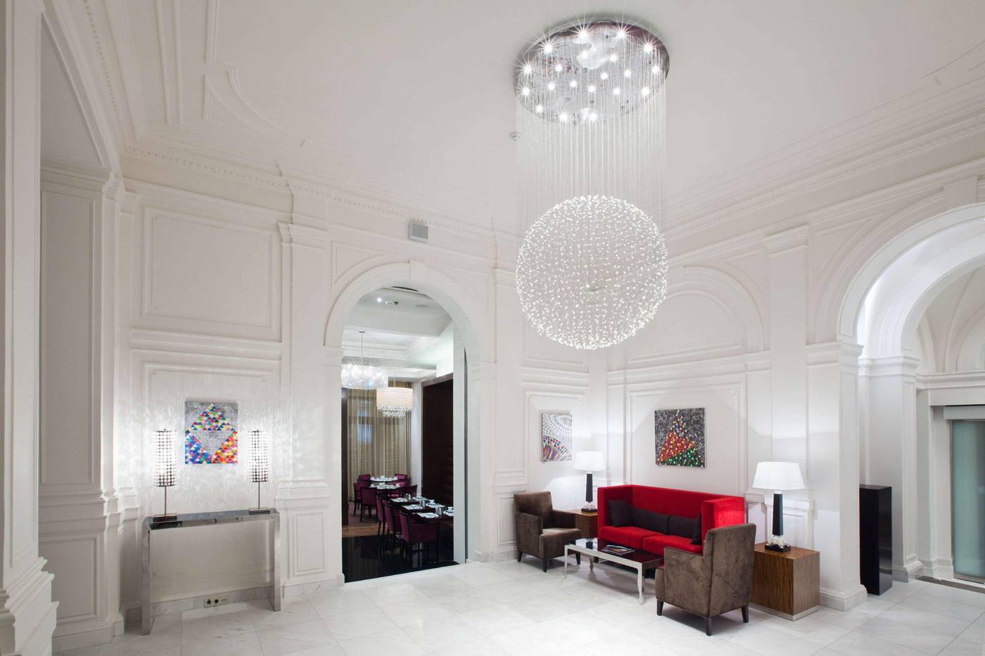 Kings-Court-Lobby-17