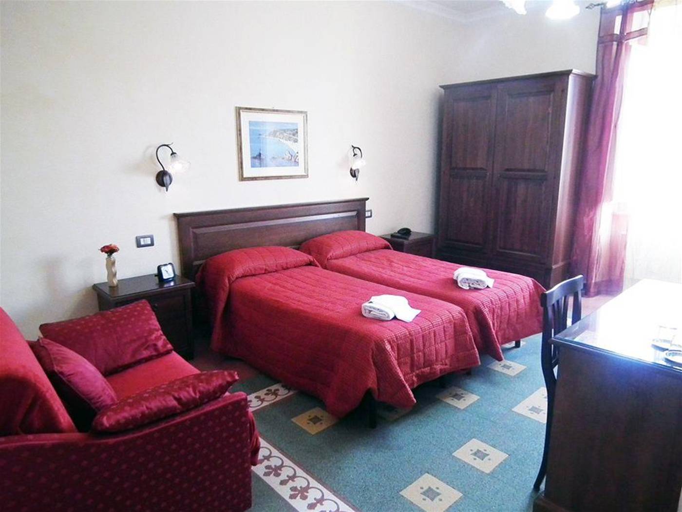 Anthony-B-B-General-view-31