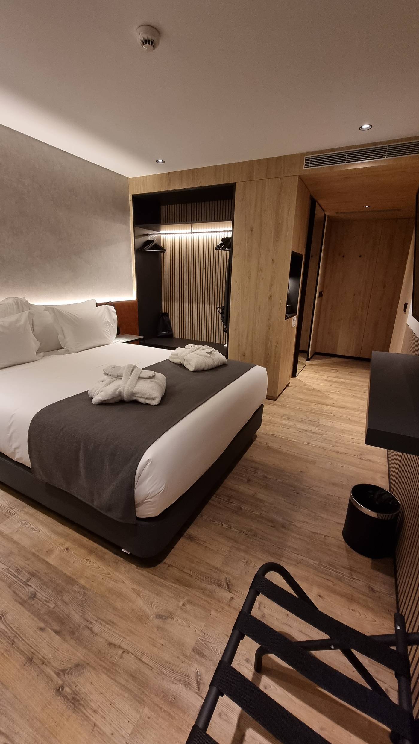 Principe-Avila-Room-33