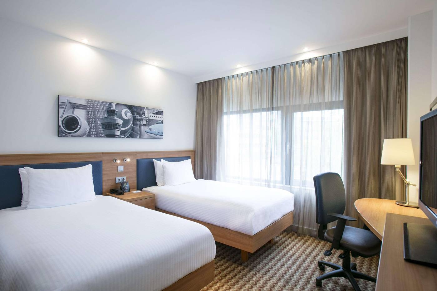 Hampton by Hilton Amsterdam Airport Schiphol-Netherlands-Amsterdam-Room-5