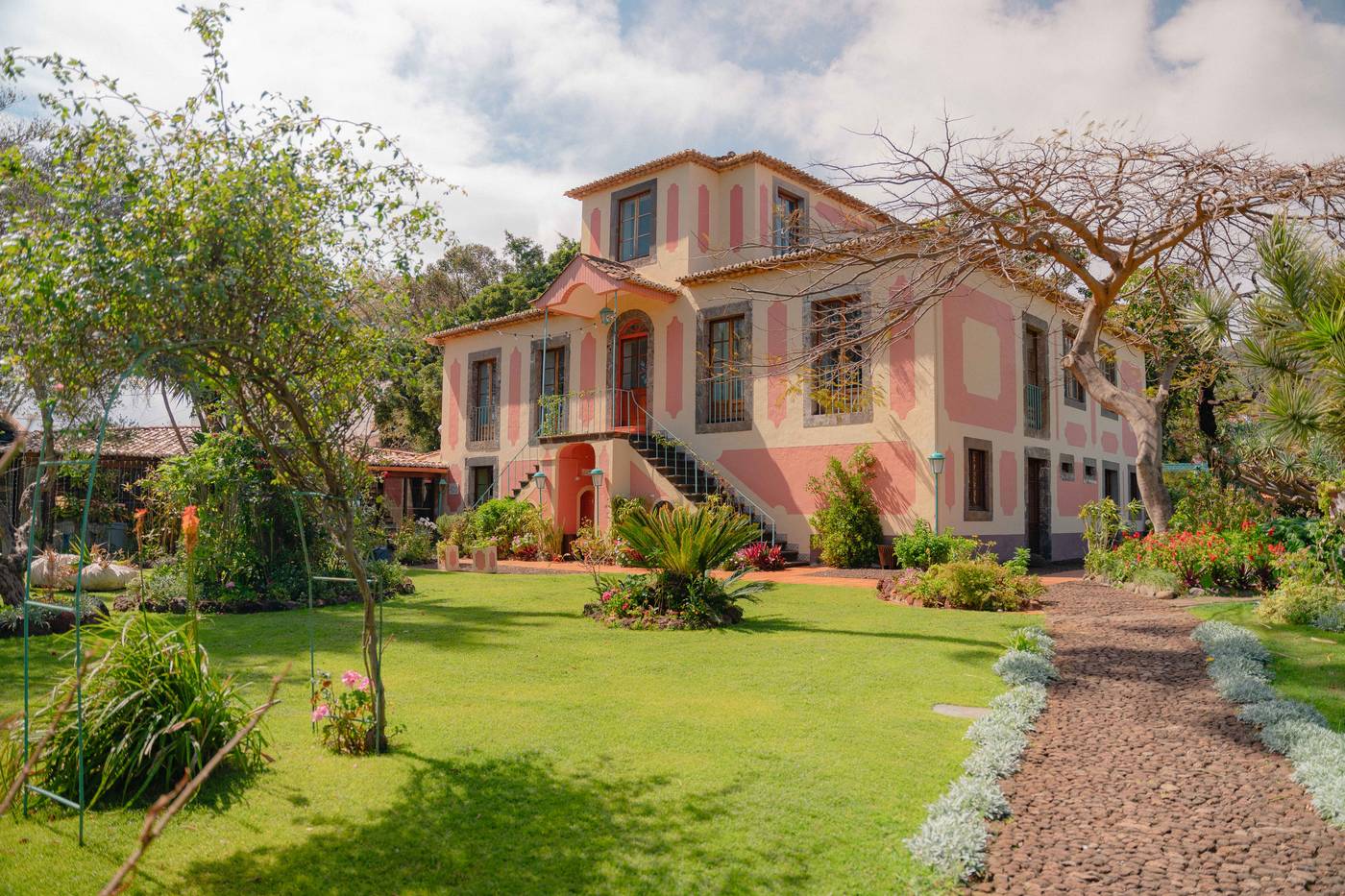 Quinta-Splendida-Wellness---Botanical-Garden-General-view-10