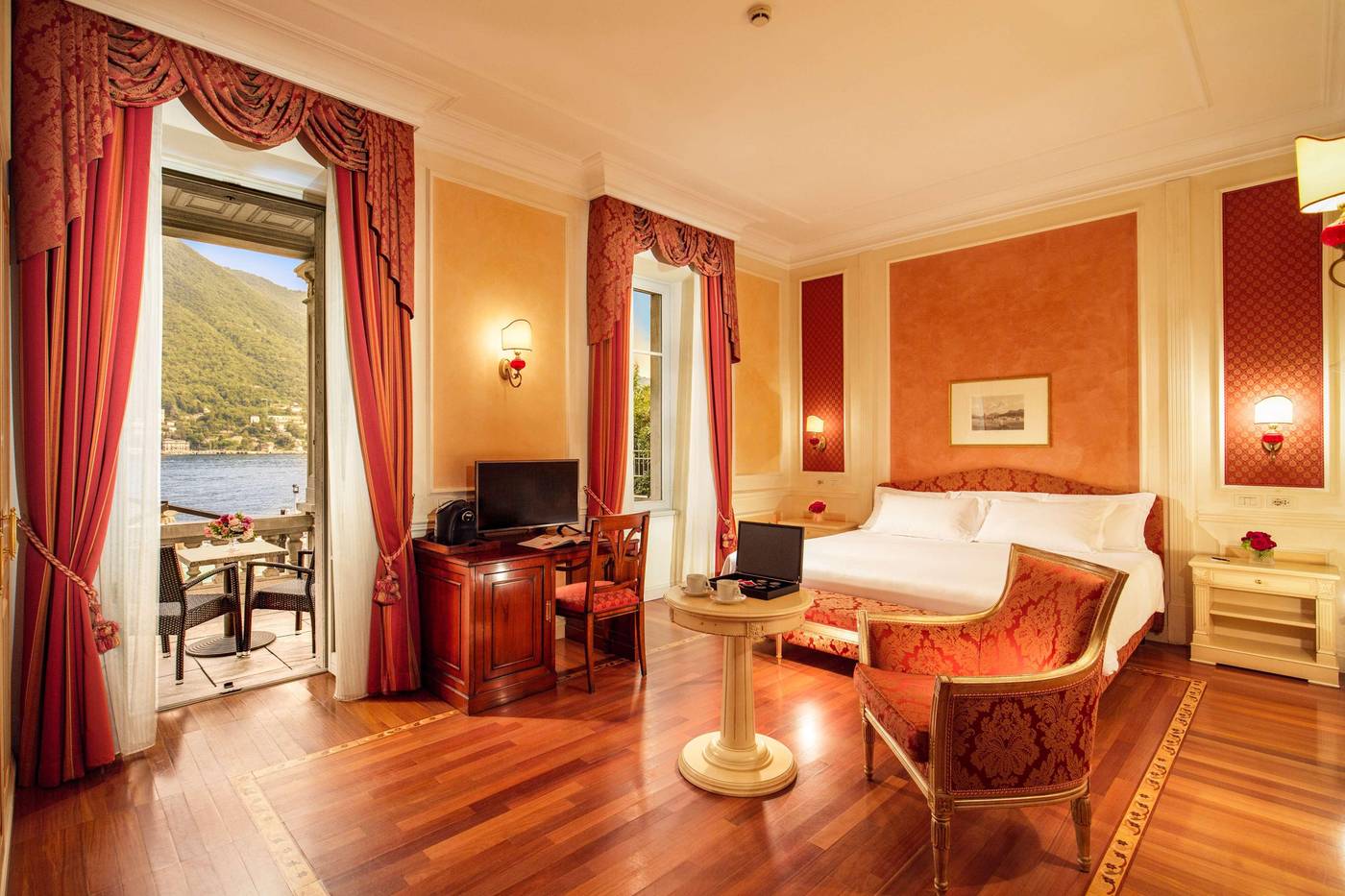Grand Hotel Imperiale Resort & Spa-Italy-MOLTRASIO-Room-9