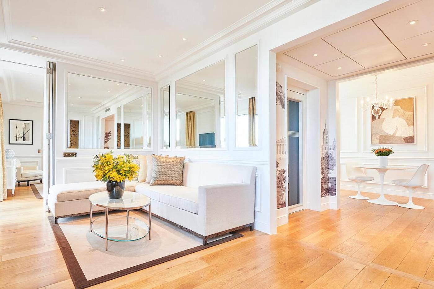 Grand-Hotel-Du-Palais-Royal-Room-14