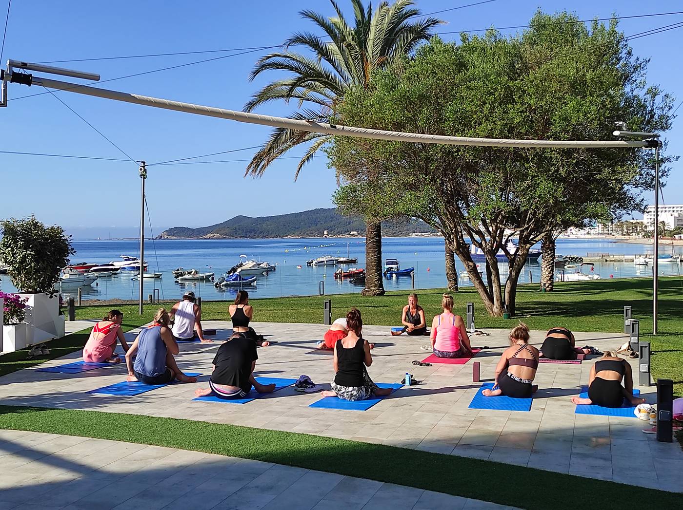 Hotel-Torre-Del-Mar-Sports-and-Entertainment-22