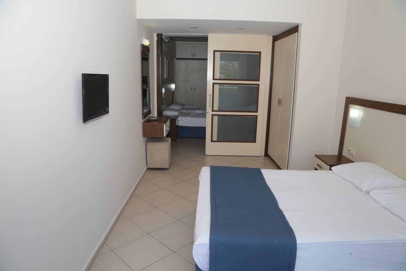 Batihan-Beach-Resort---Spa-Room-39