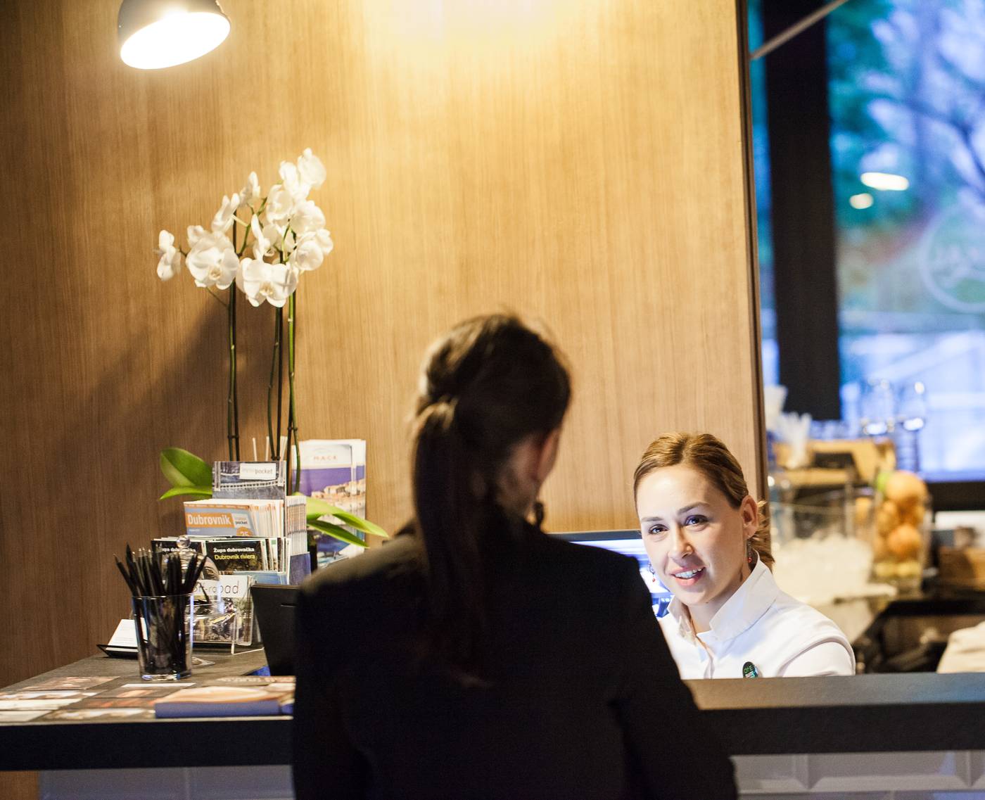 One-Suite-Hotel-Lobby-56