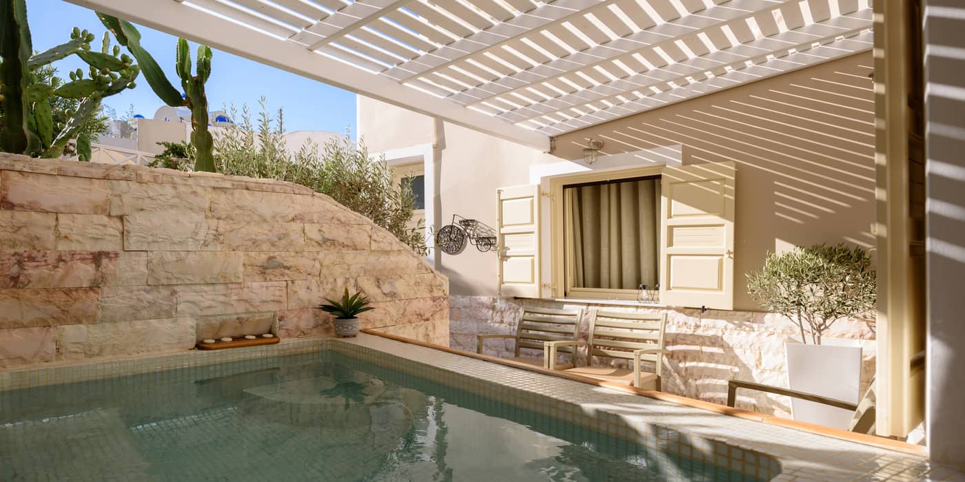 Suite-Home-Santorini-Room-1