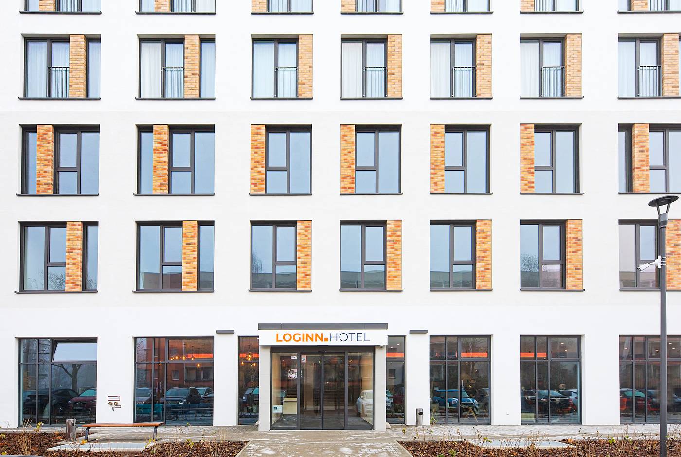 LOGINN-Hotel-Berlin-Airport-General-view-4