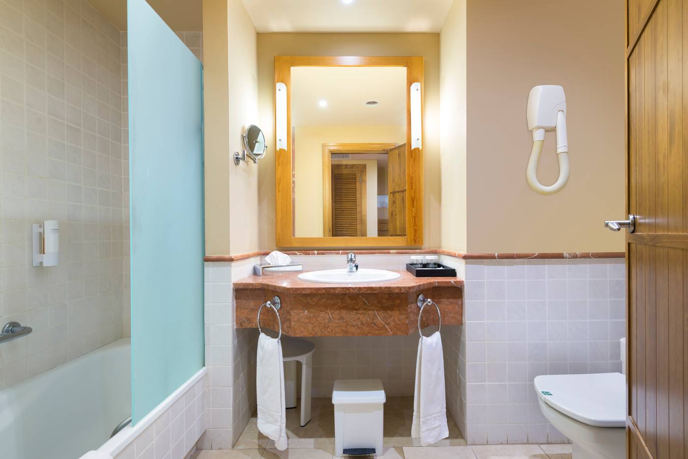 Fuerte-El-Rompido-Spa-Room-32