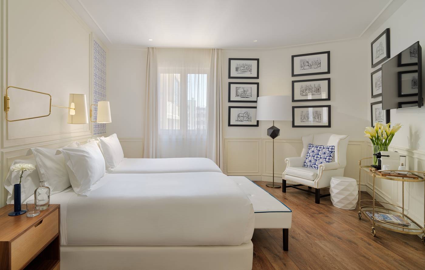 H10-Duque-De-Loule-Room-19