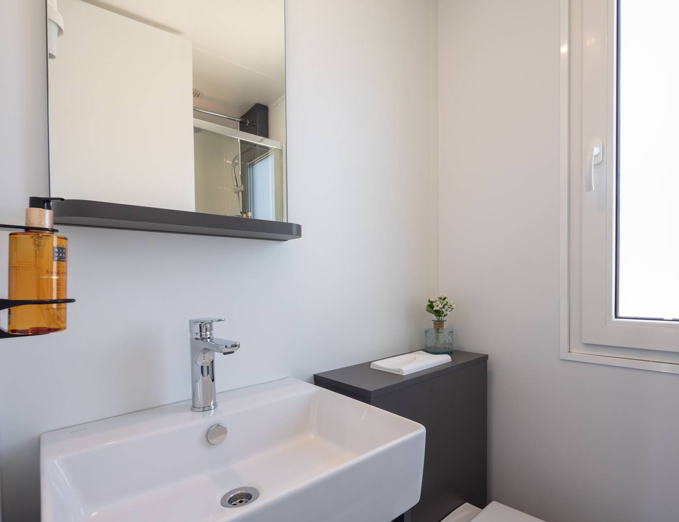 Aminess-Avalona-Camping-Resort-Room-58