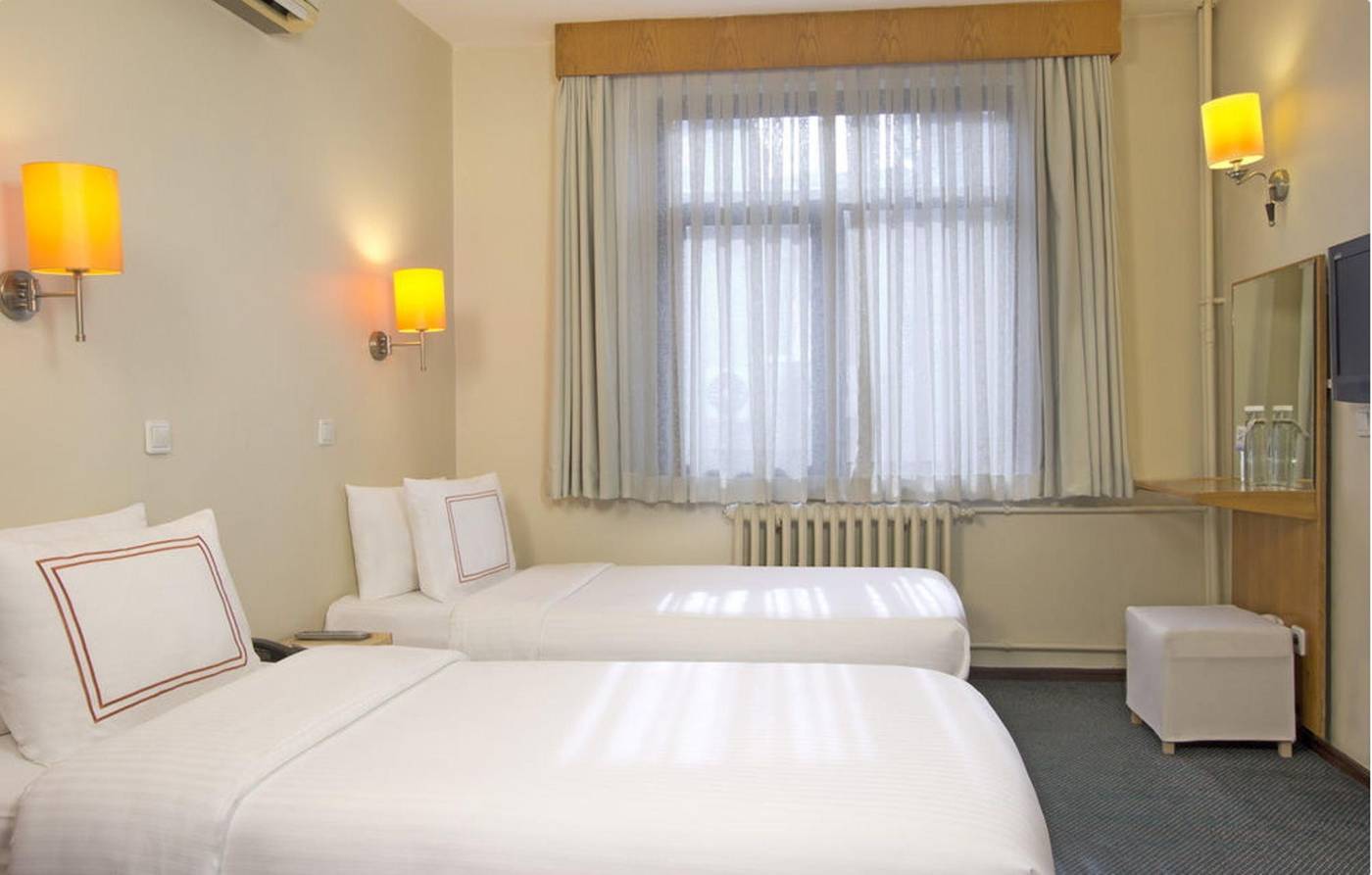 Ilkay-Hotel-Room-3