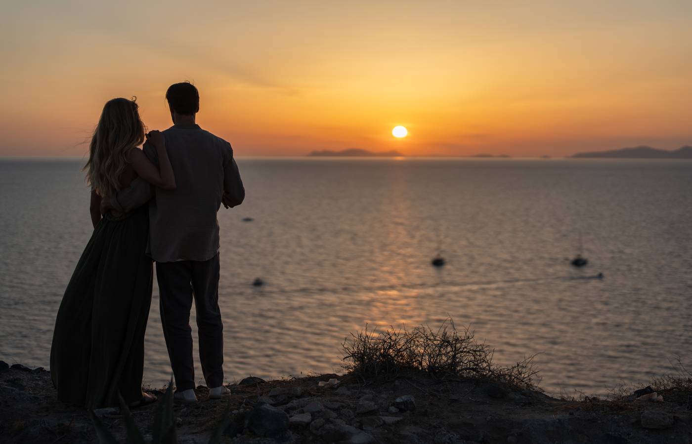 Santo Mine Oia Suites