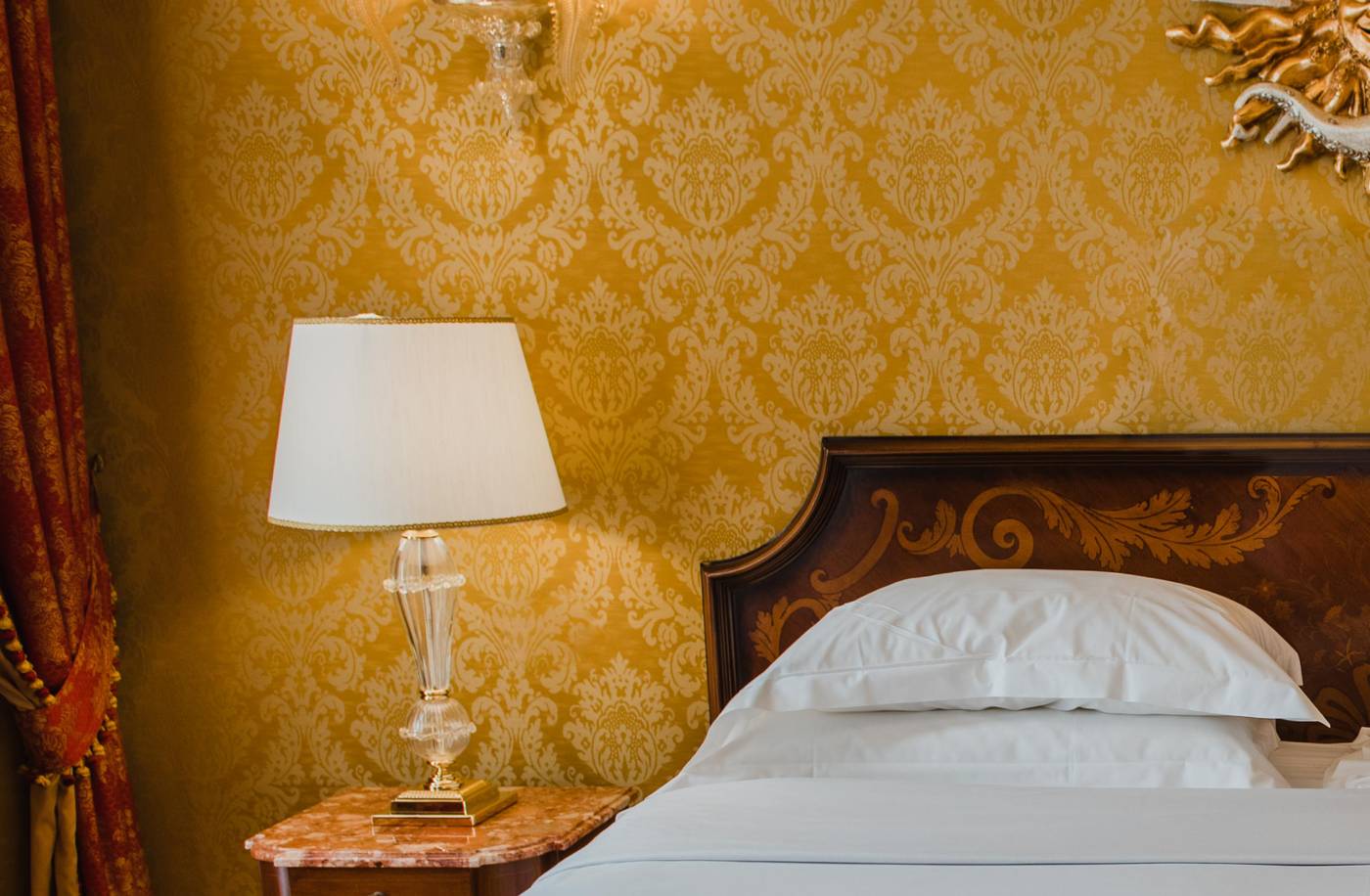 NH-Venezia-Santa-Lucia-Room-48