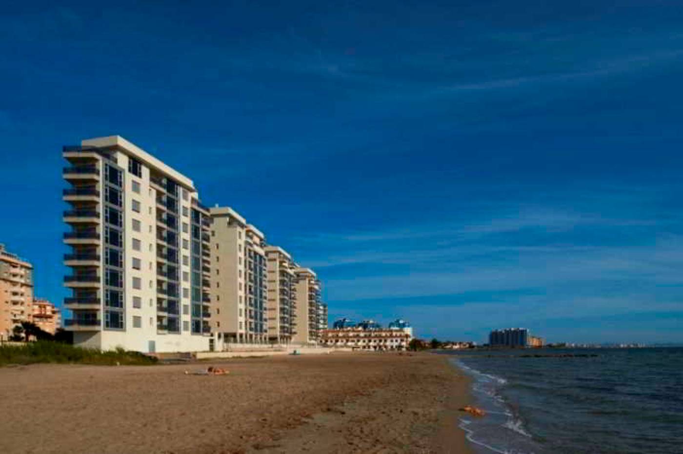 Pierre-Vacances-La-Manga-General-view-14