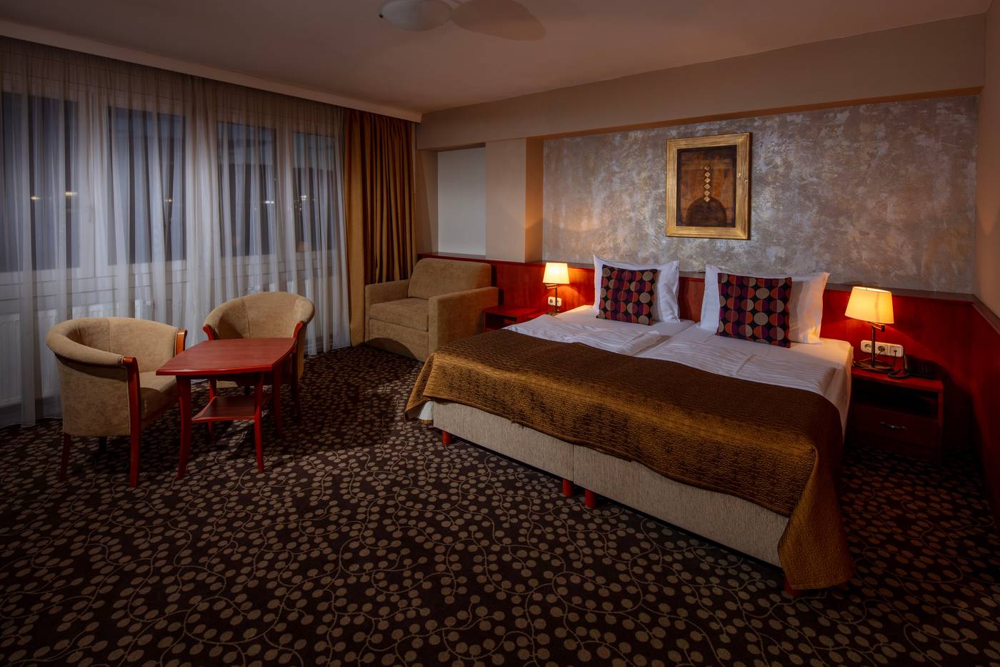 Hotel-Charles-Room-33