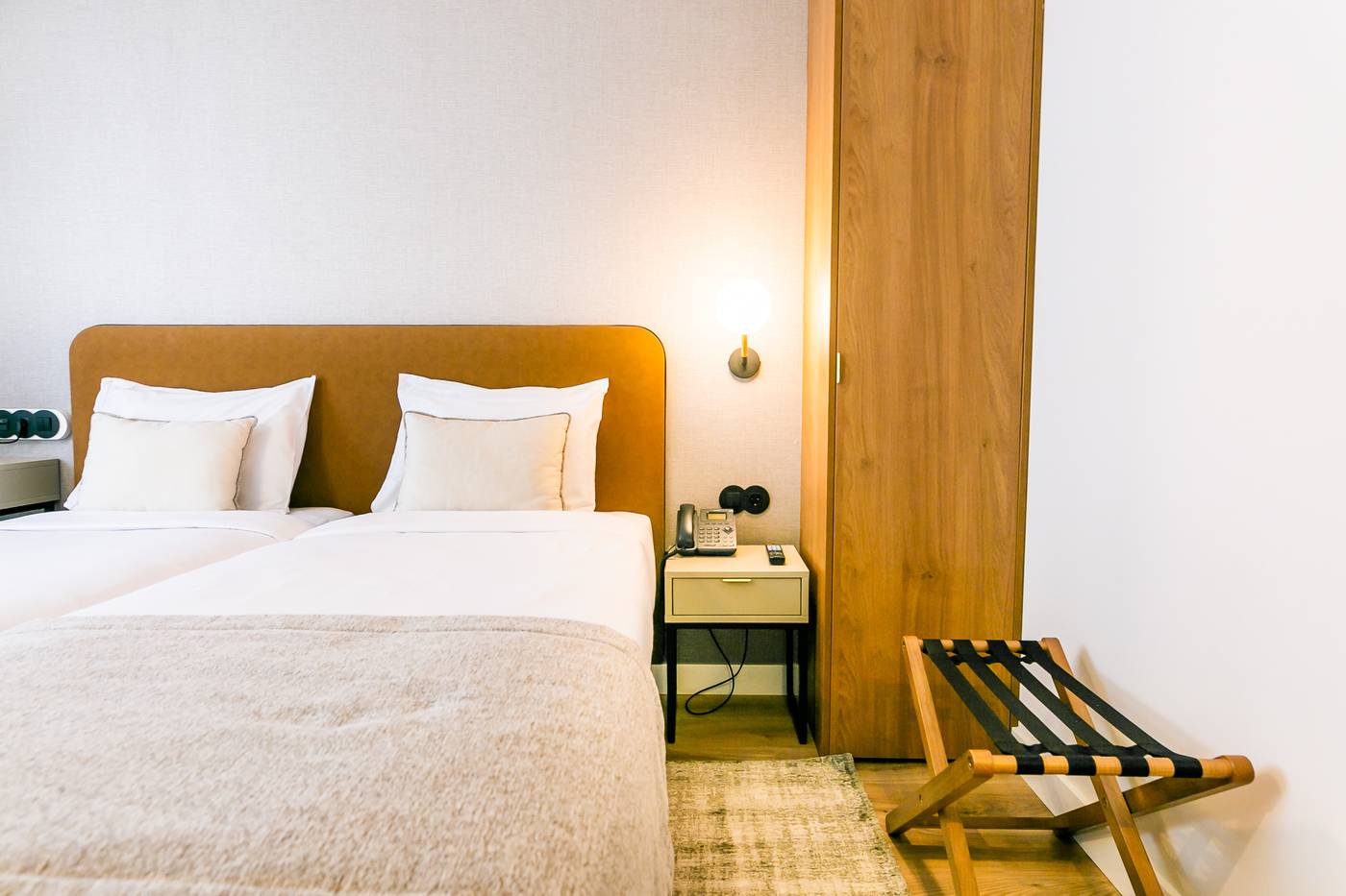 Lx-SoHo-Boutique-Hotel-by-RIDAN-Hotels-Room-14