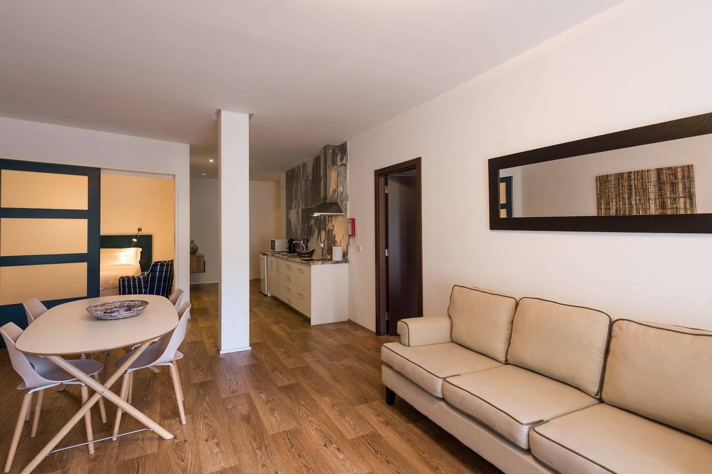 Alfama---Lisbon-Lounge-Suites-Room-59