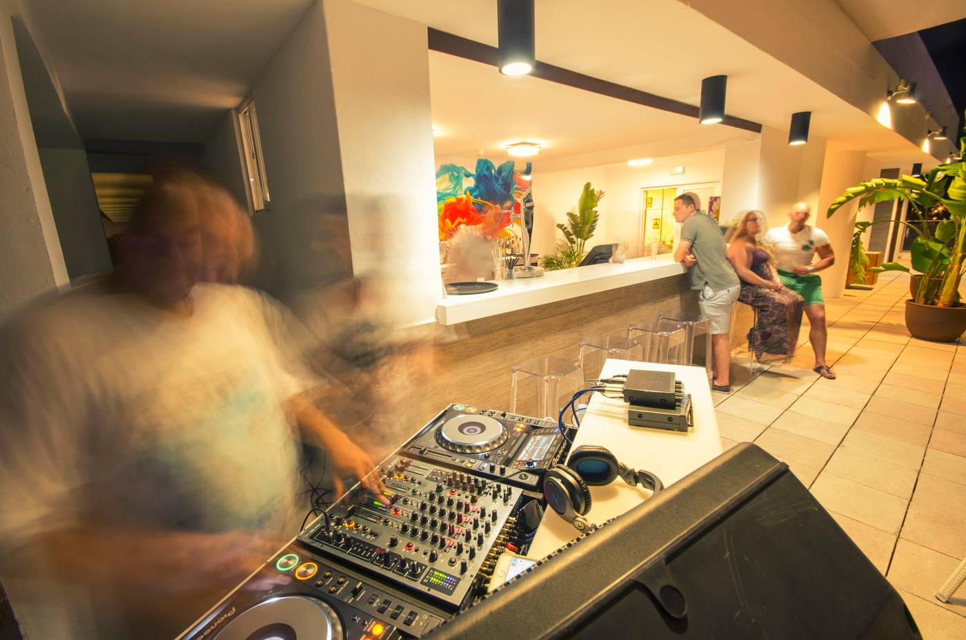 Azuline-Hotel-Bergantin-Sports-and-Entertainment-66