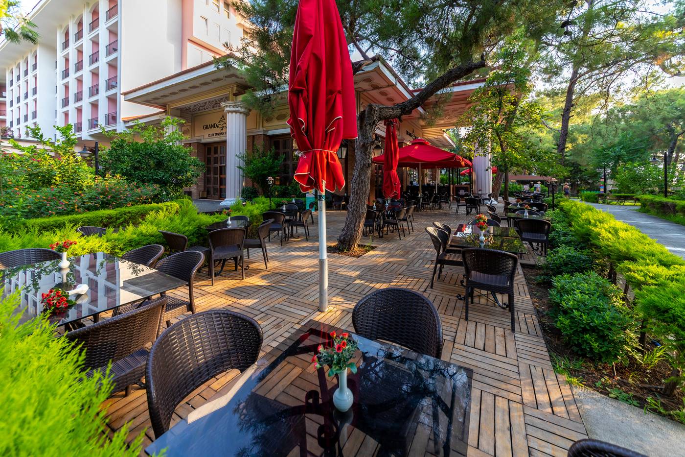Grand-Yazici-Club-Turban-Thermal-Hotel-Terrace-17