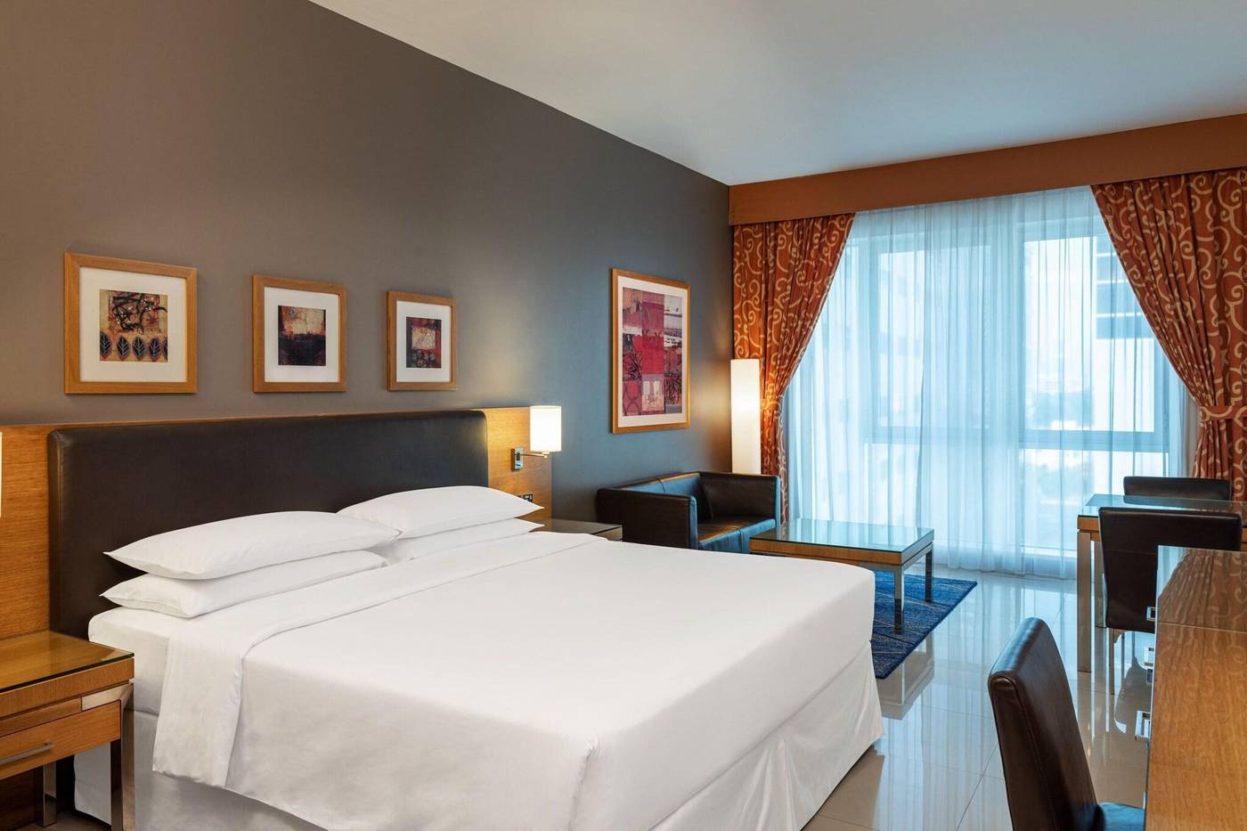 Four-Points-by-Sheraton-Downtown-Dubai-Room-7