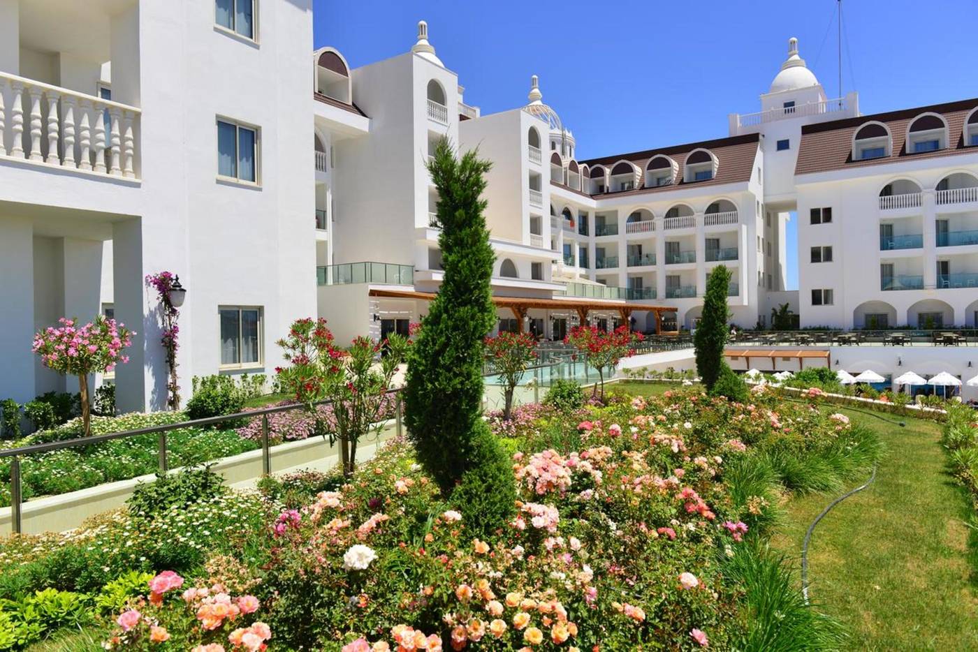 Side-Crown-Serenity-General-view-7