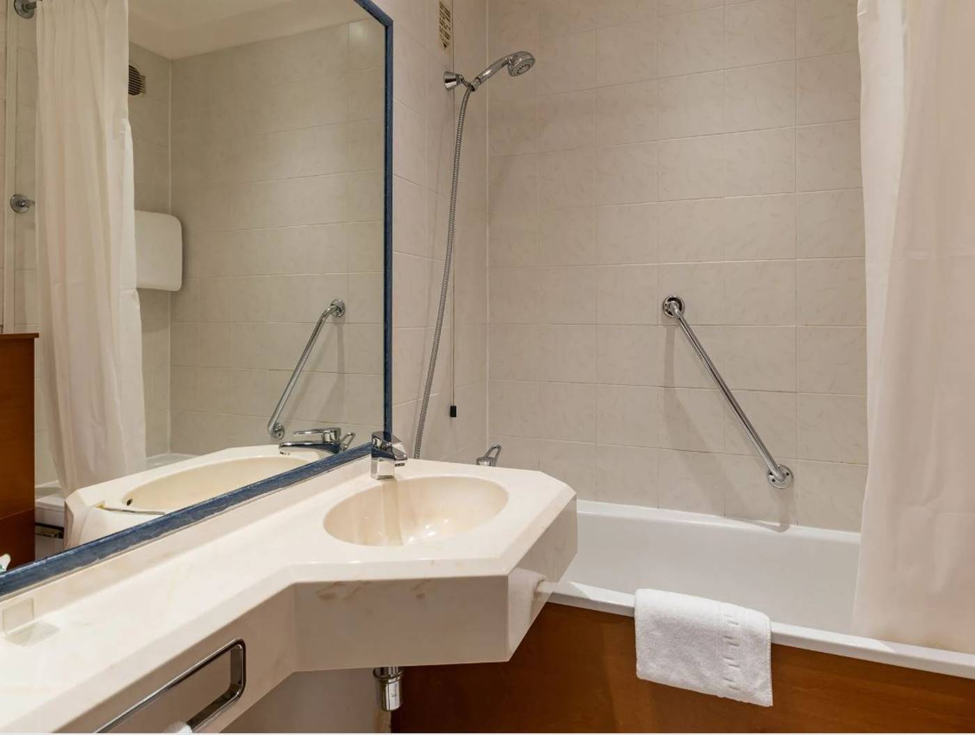 Pitti-Palace-al-Ponte-Vecchio-Room-31