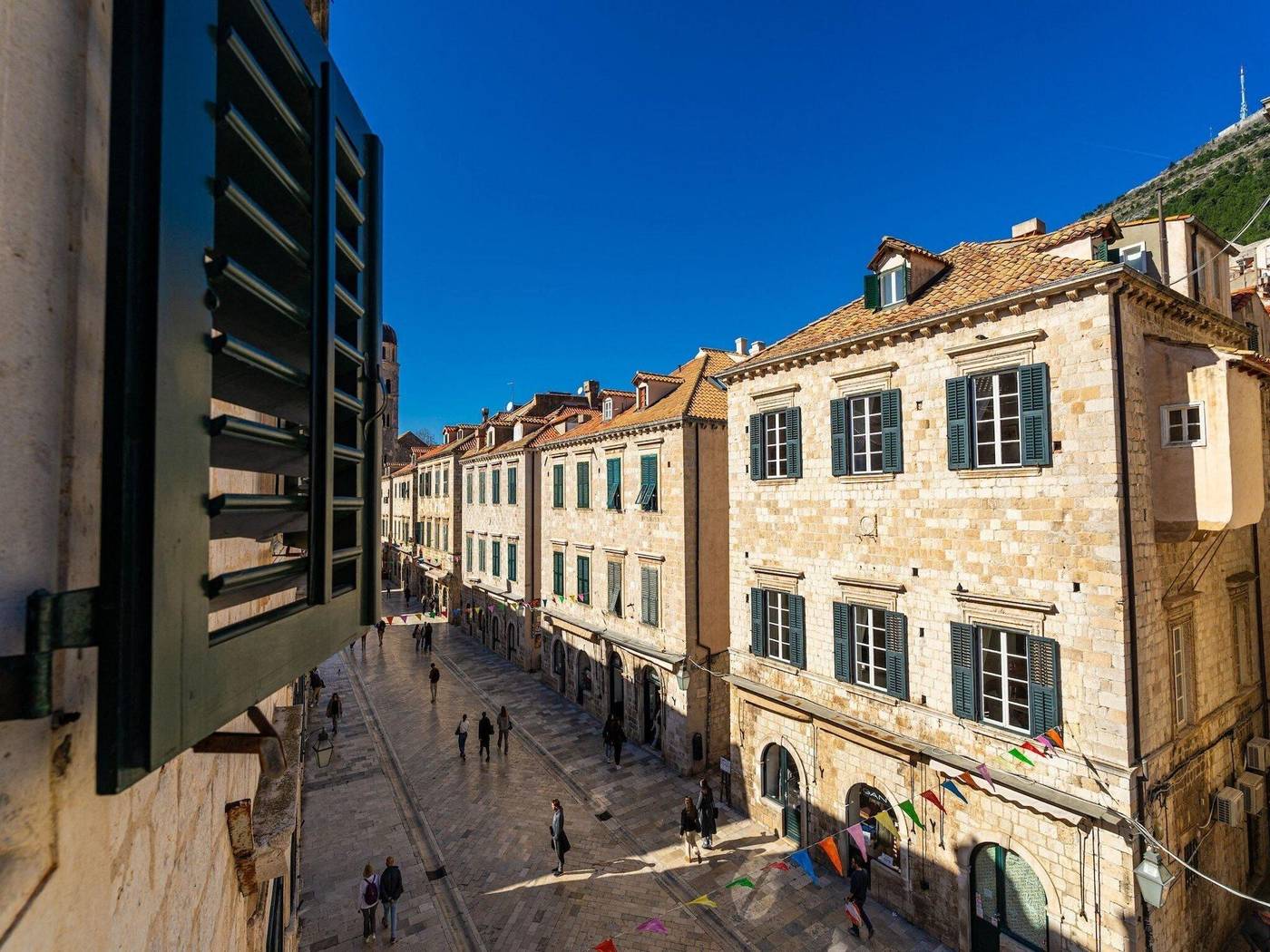 Lumin-Guesthouse-Room-9