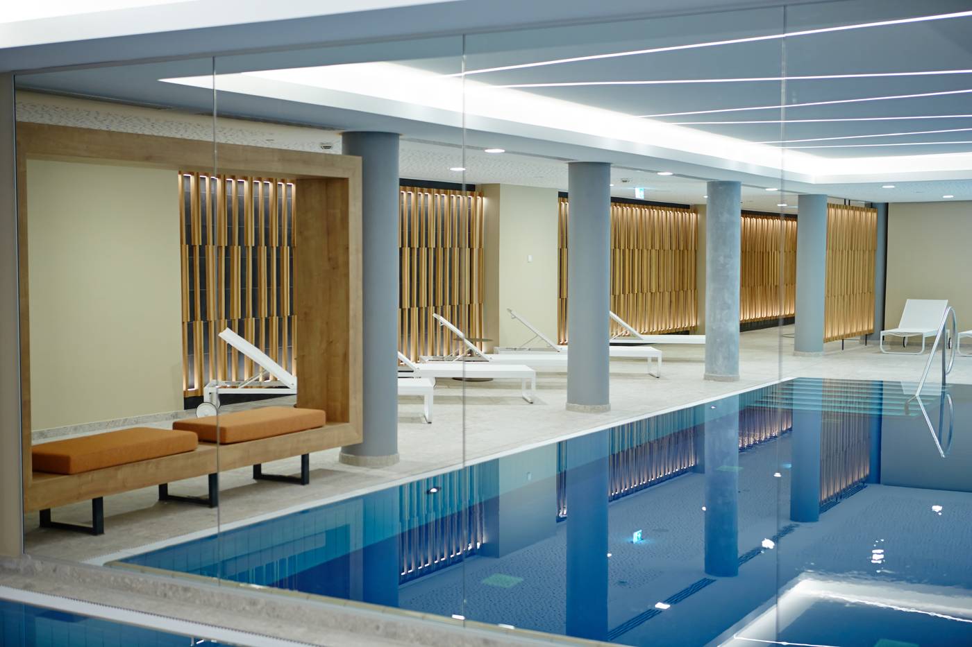 Novotel-Muenchen-City-Pool-75