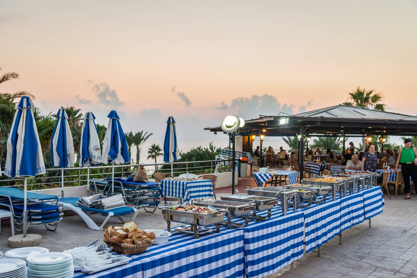 Helios-Bay-Bar-15