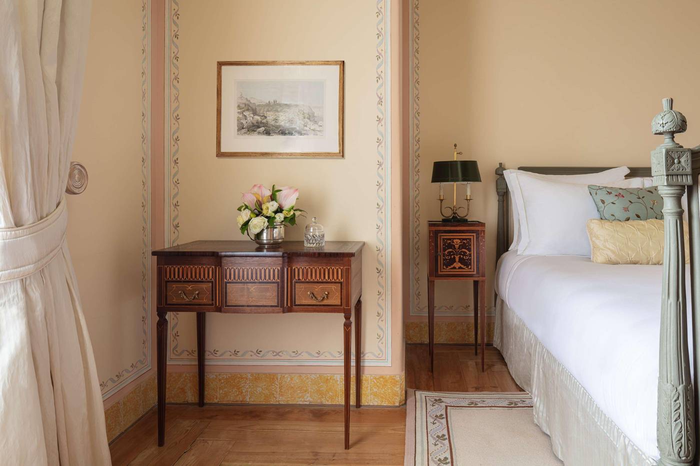 Tivoli-Palacio-de-Seteais-Room-27