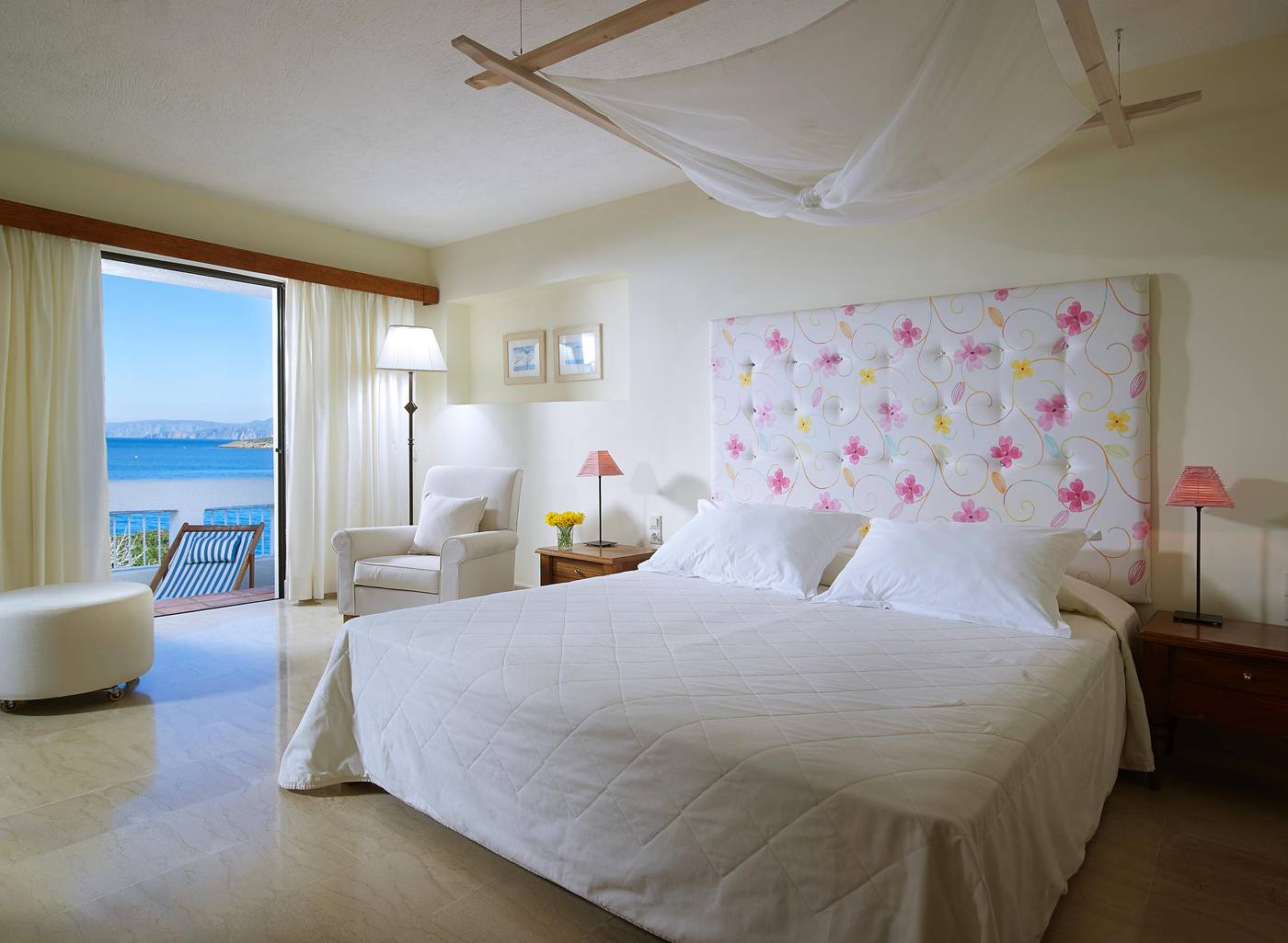 St-Nicolas-Bay-Resort-Hotel---Villas-Room-31