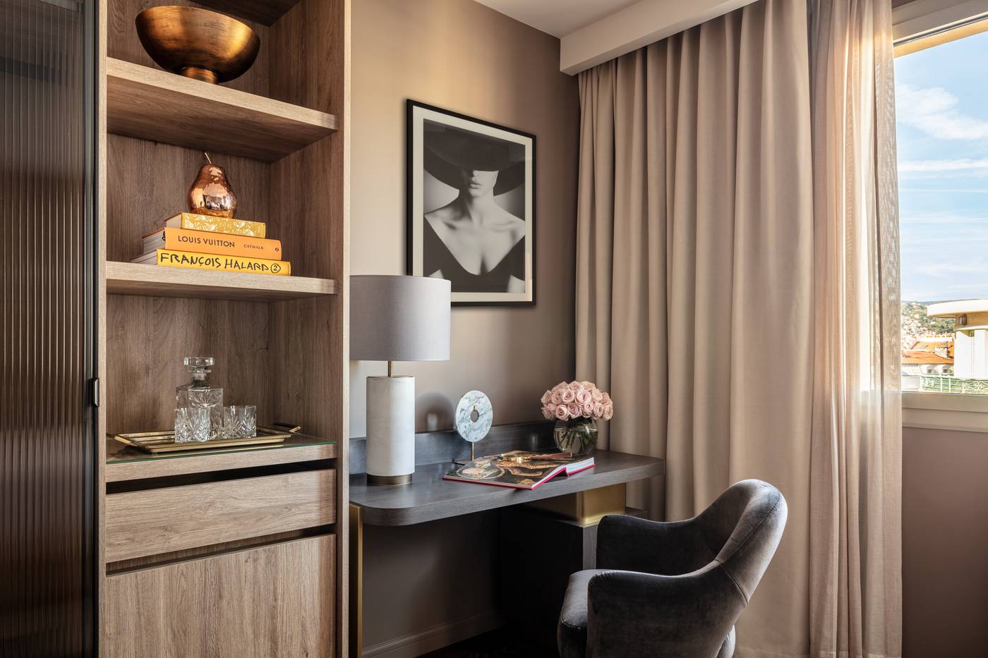 Anantara-Plaza-Nice-Hotel-Room-34