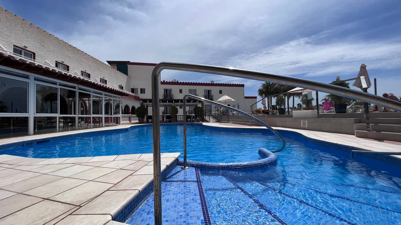 Nerja-Club-by-Dorobe-Pool-2