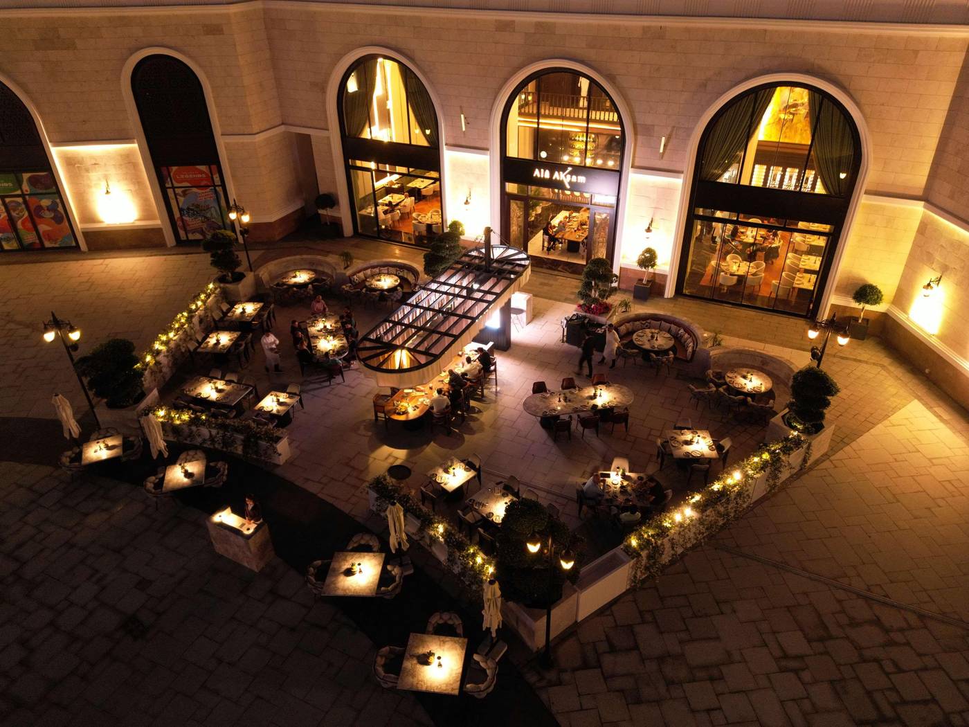 The-Land-of-Legends-Kingdom-Restaurant-57